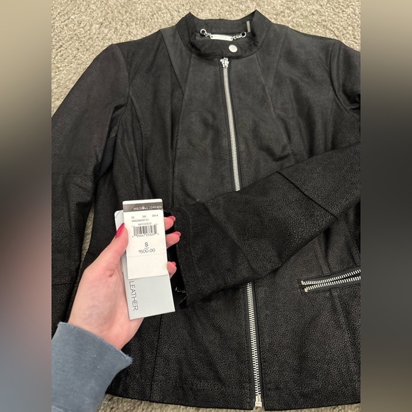 New with tags women’s Wilson leather jacket size small 100% leather - Picture 2 of 5